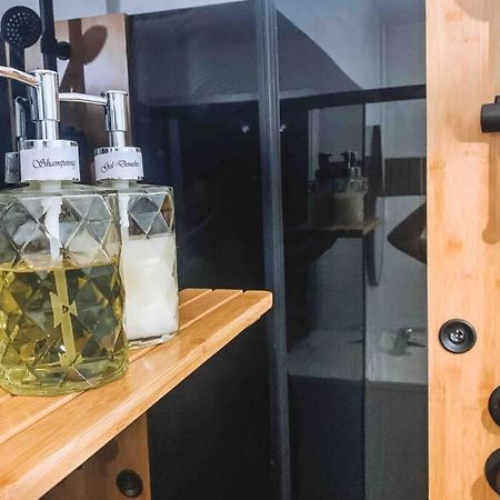 Апартаменты Nuit D'Exception - Loft Avec Jacuzzi Бордо Экстерьер фото